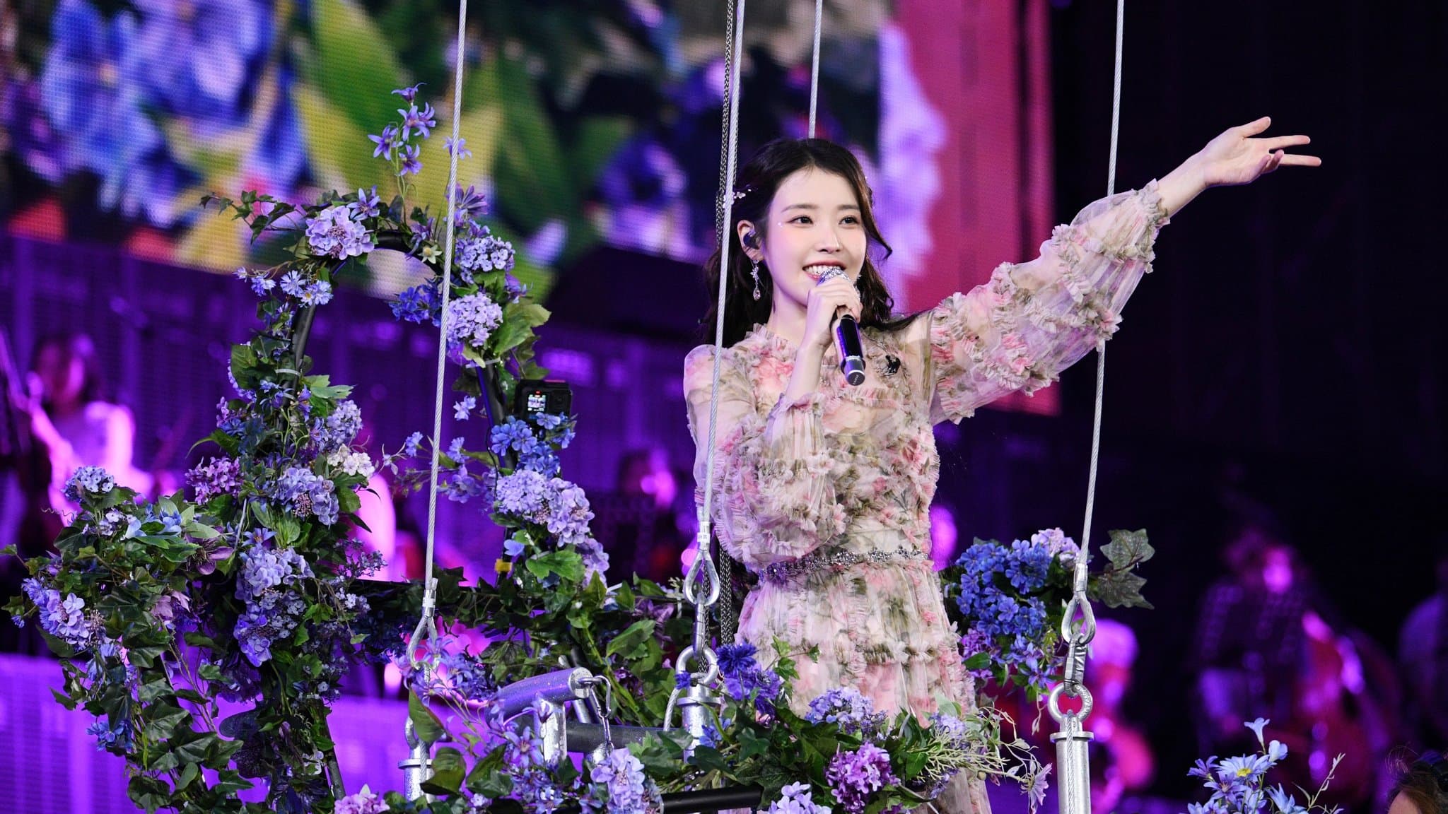 2024 IU HEREH WORLD TOUR CONCERT