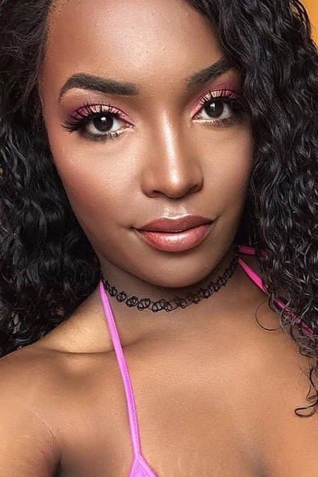 Daya Knight