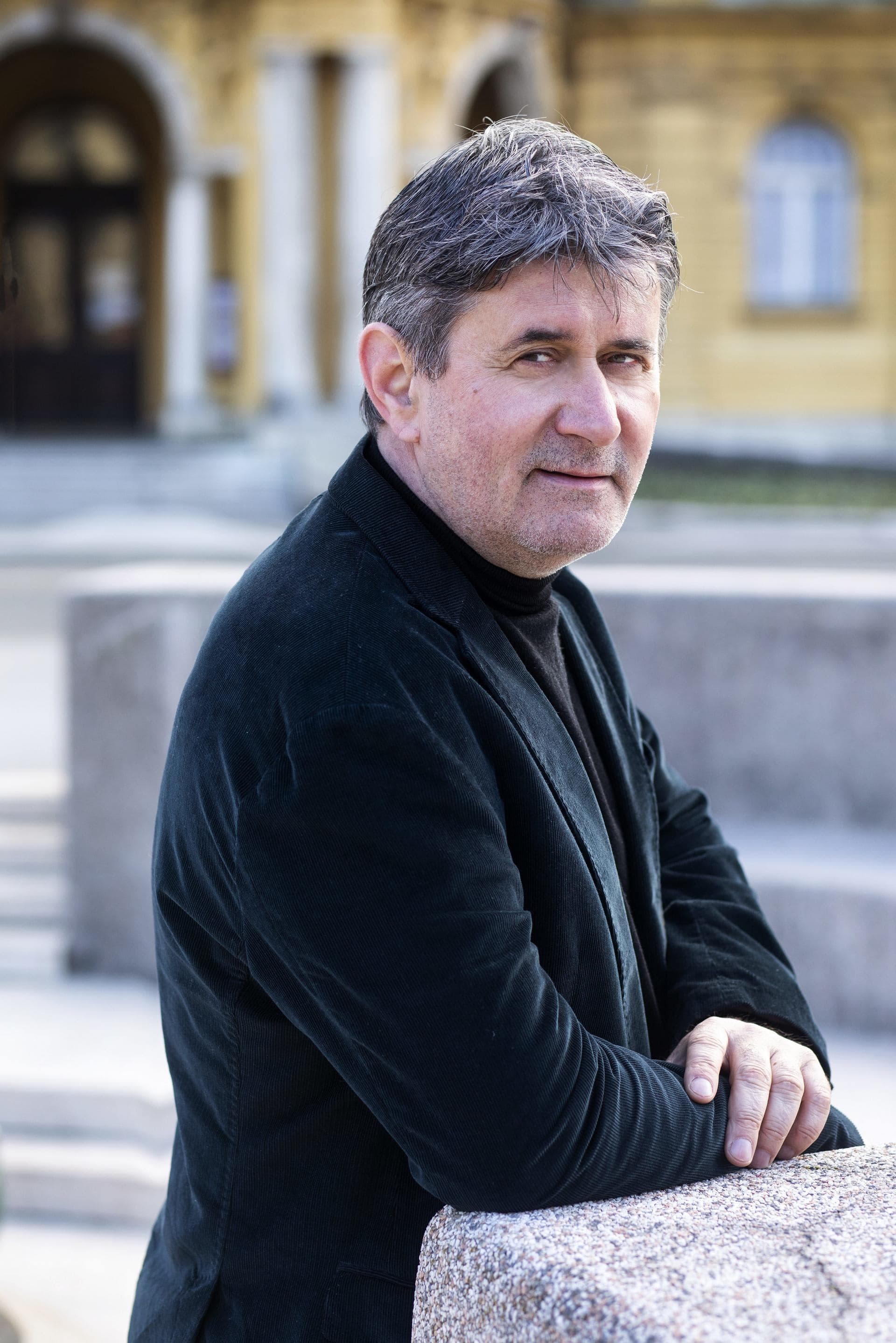 Vedran Mlikota