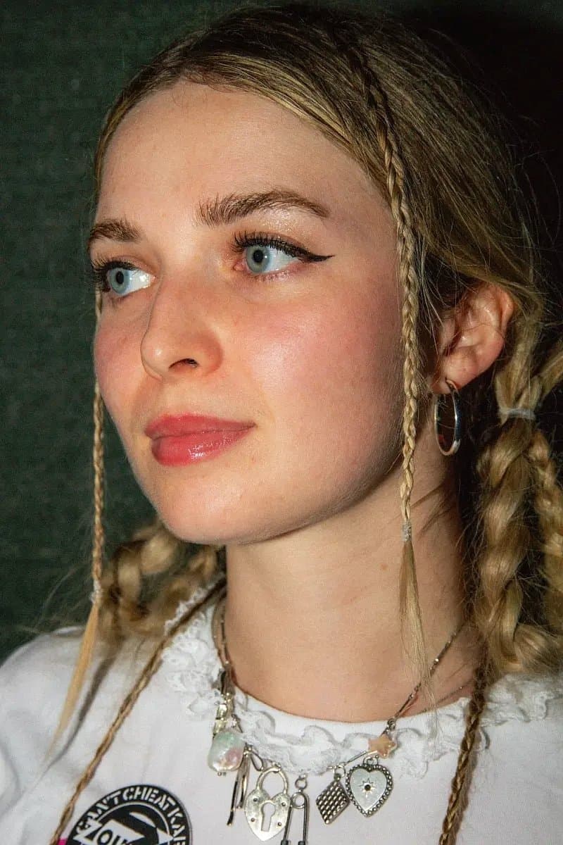 Meg Mills