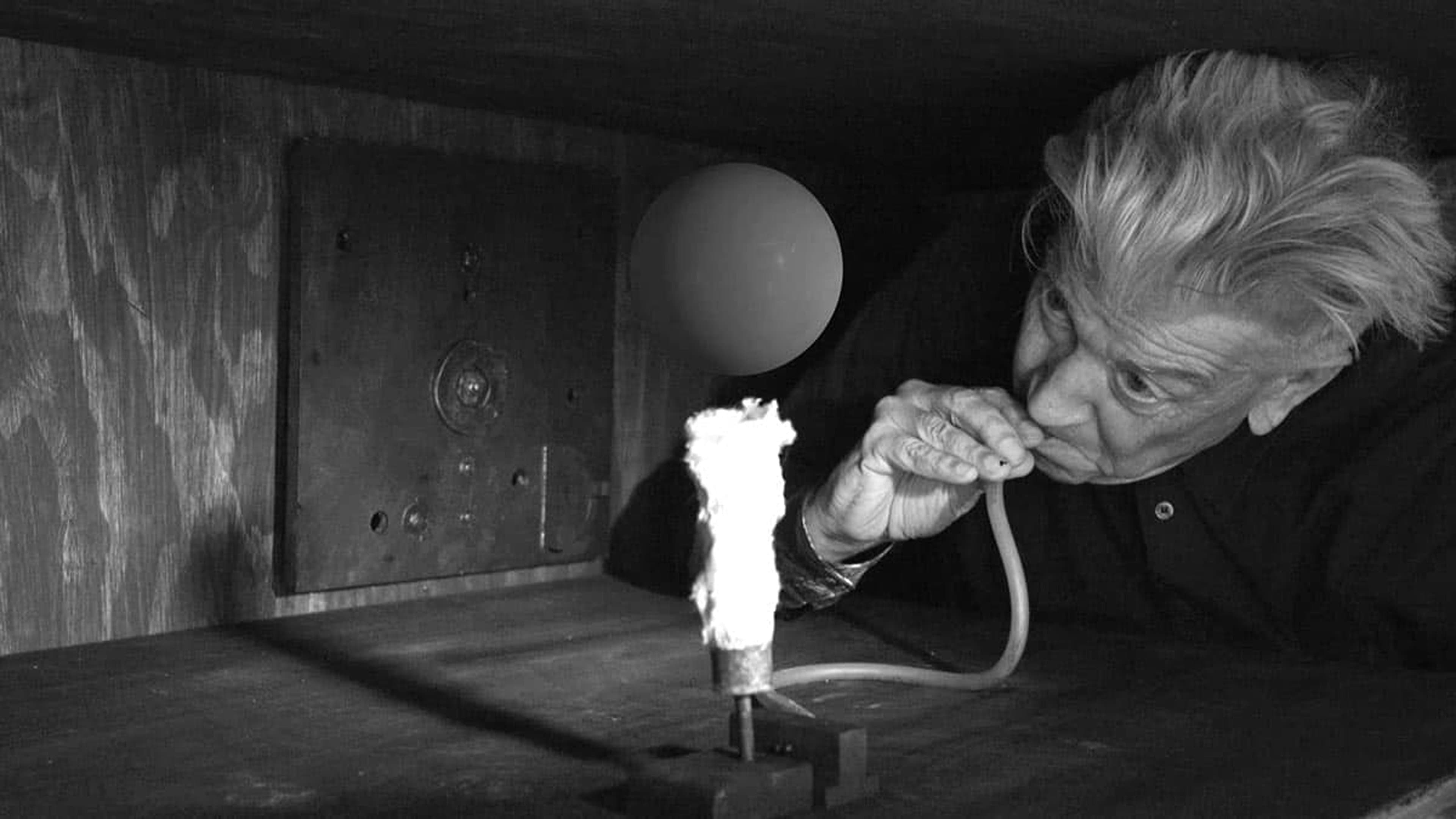 This Video of David Lynch Is Not What It Seems