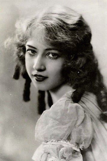 Doris Lloyd