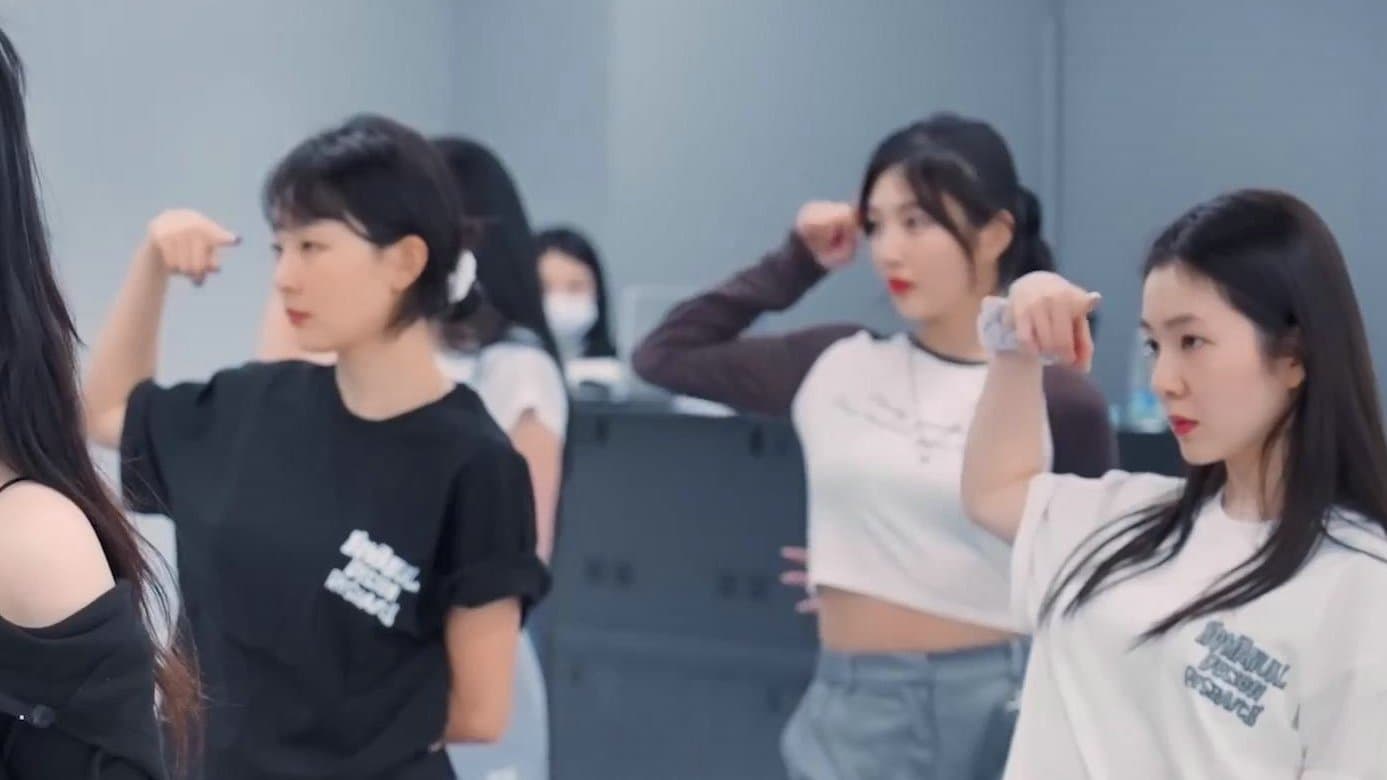 Red Velvet 4th Concert : R to V Production Diary ‘READY TO VENTURE’ #1