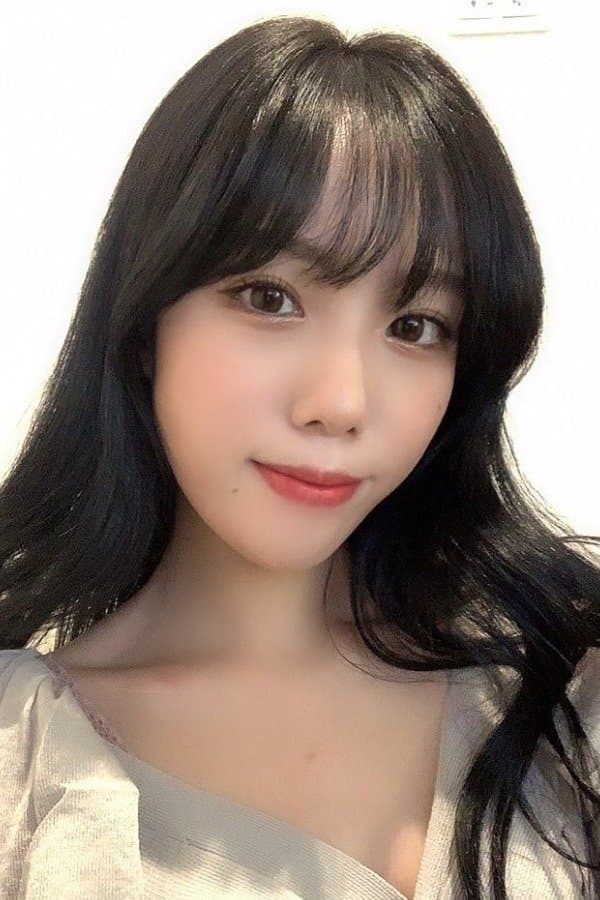 Momo Fukuda