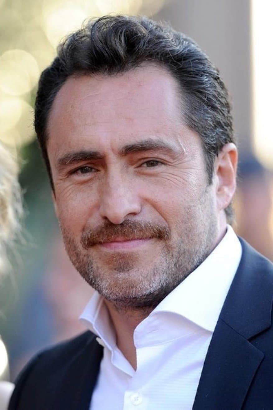 Demián Bichir