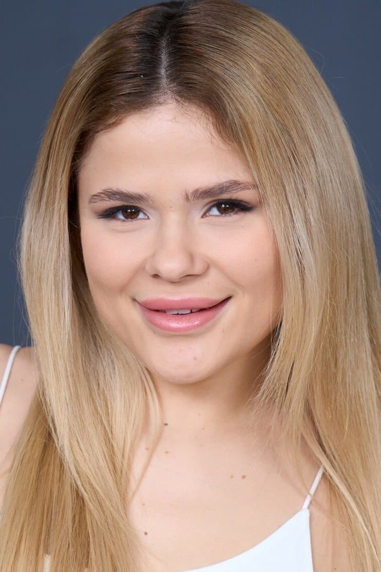 Nicole Nixon