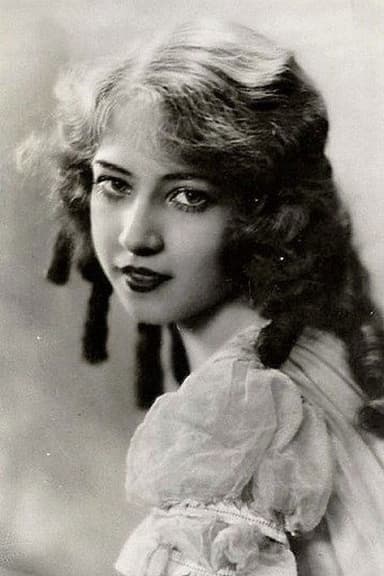 Doris Lloyd