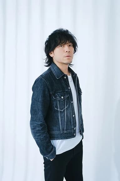 清水依与吏